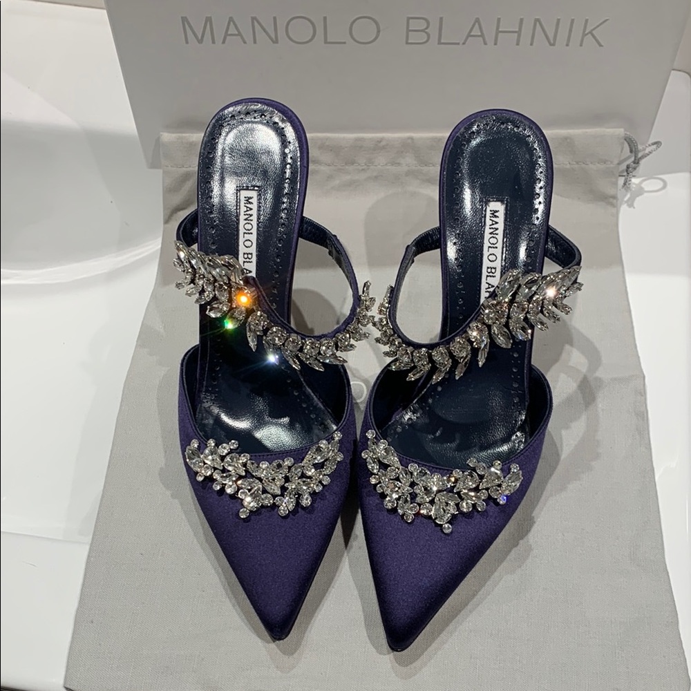 Manolo Blahnik Navy LURUM Crystal Satin Heels